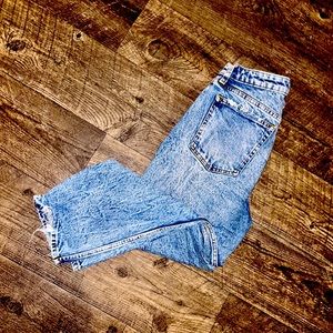 Abercrombie Curve Love The Mom High Rise